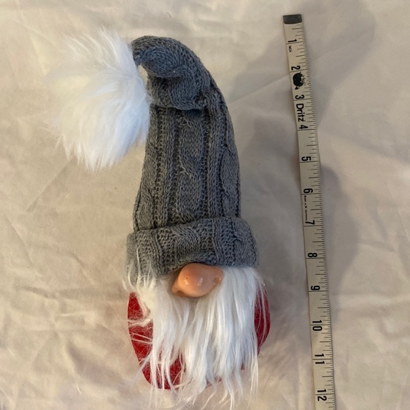 Nordic Gnome Doll Bean Bag Pom Button Nose Gray Knitted Hat - Picture 10 of 12